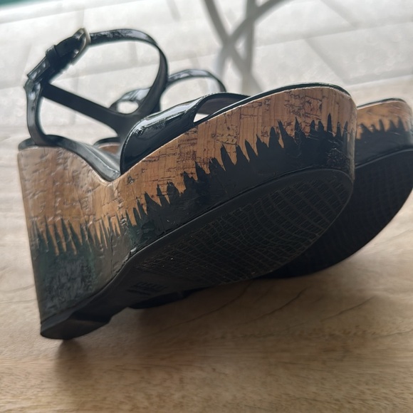 Stuart Weitzman Flame heel design black wedges - Picture 5 of 13